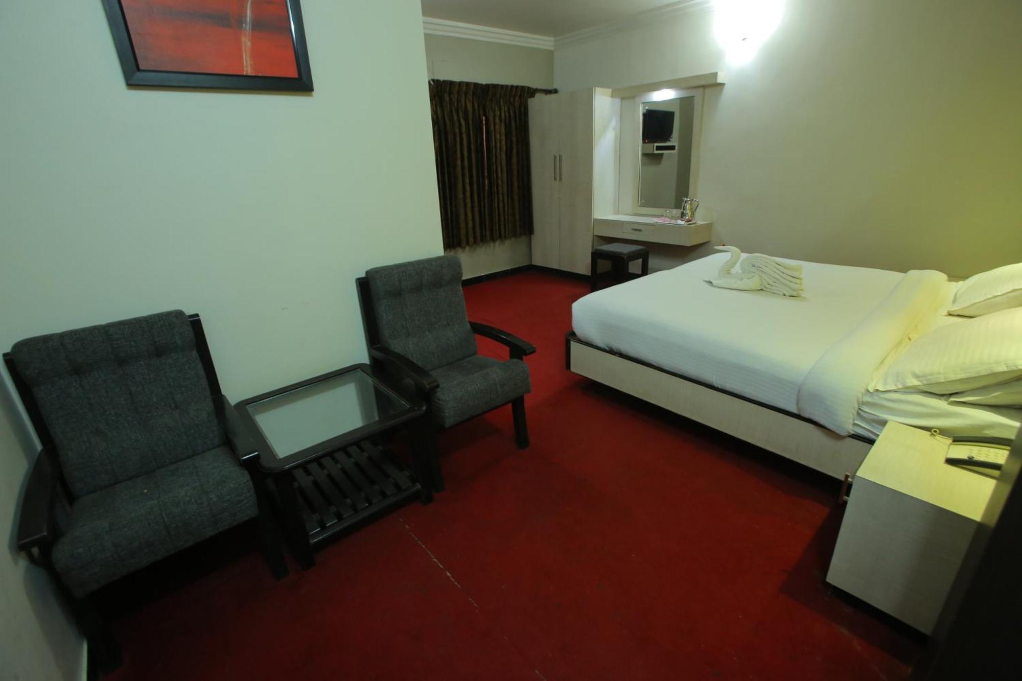 Hotel City Palace Udagamandalam Exterior foto